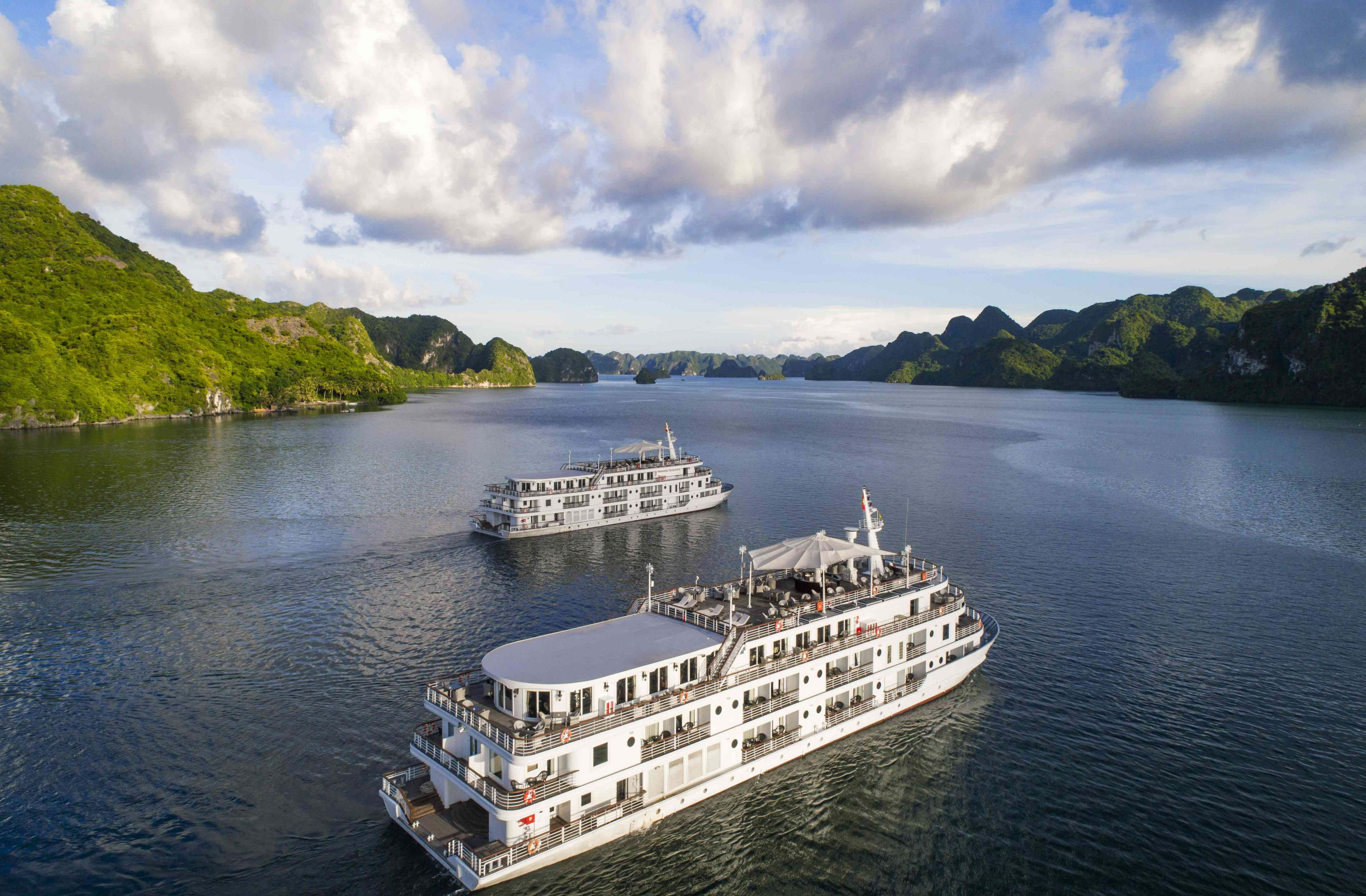 Highlight Halong Bay 2D1N Paradise Elegance Cruise 5*